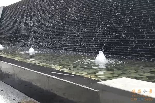 流水景觀水池護(hù)理方法